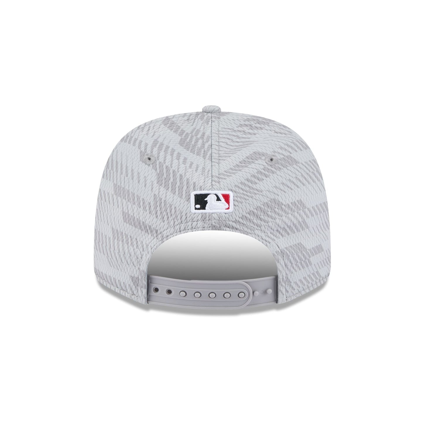 Cincinnati Reds 2025 Clubhouse Gray 9SEVENTY Stretch-Snap Hat