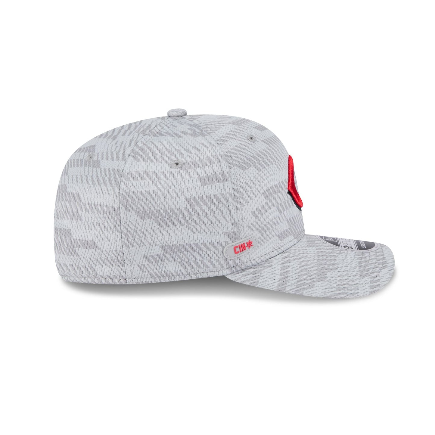 Cincinnati Reds 2025 Clubhouse Gray 9SEVENTY Stretch-Snap Hat