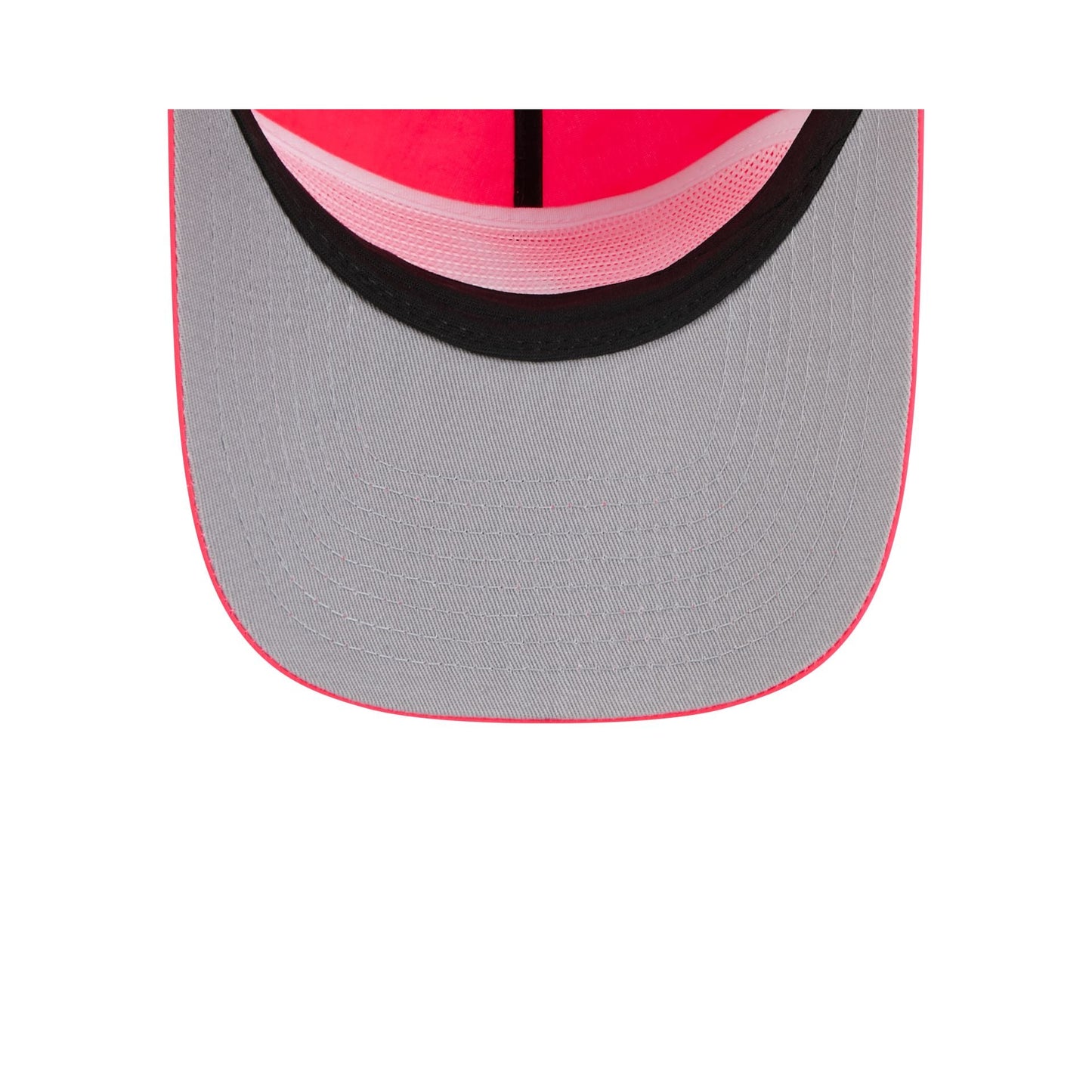 Atlanta Braves Everyday Nylon Pink Golfer Hat