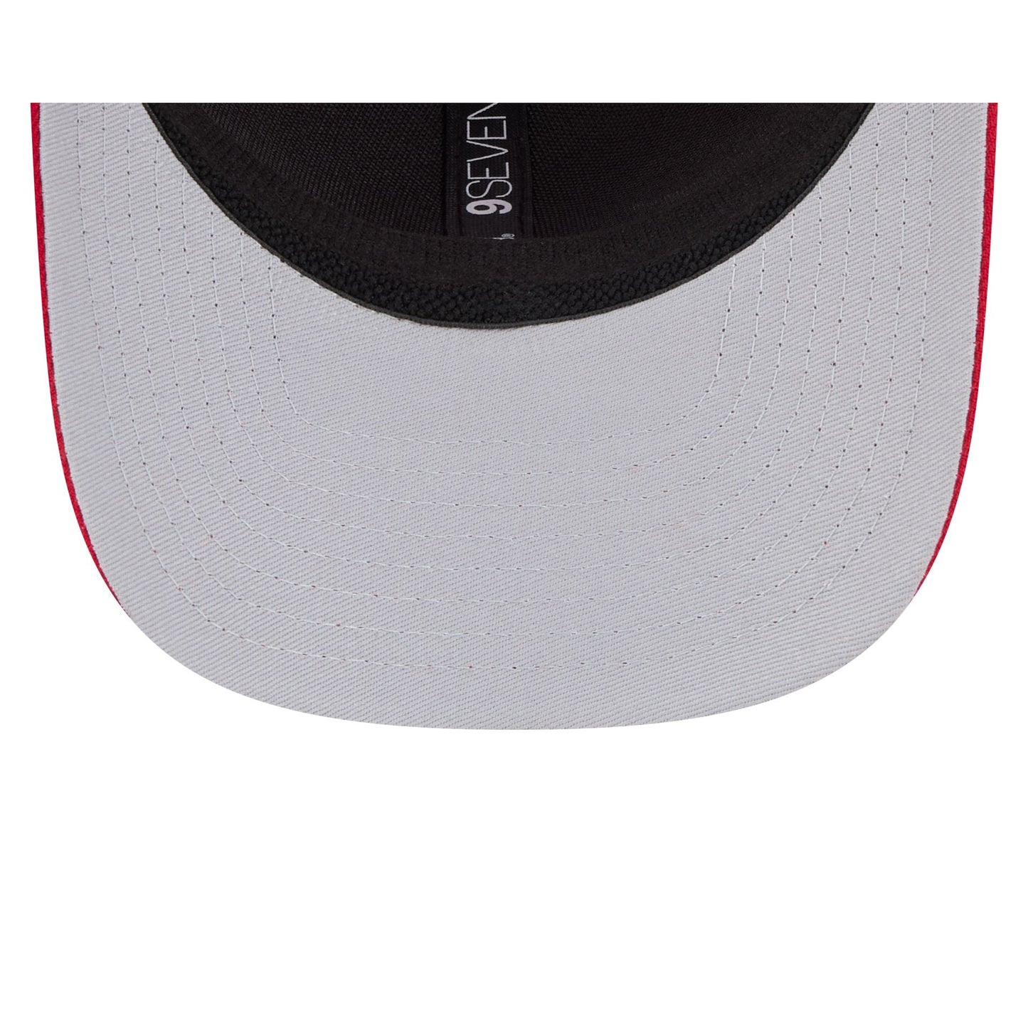 Calgary Stampeders Simple 9SEVENTY Trucker Hat