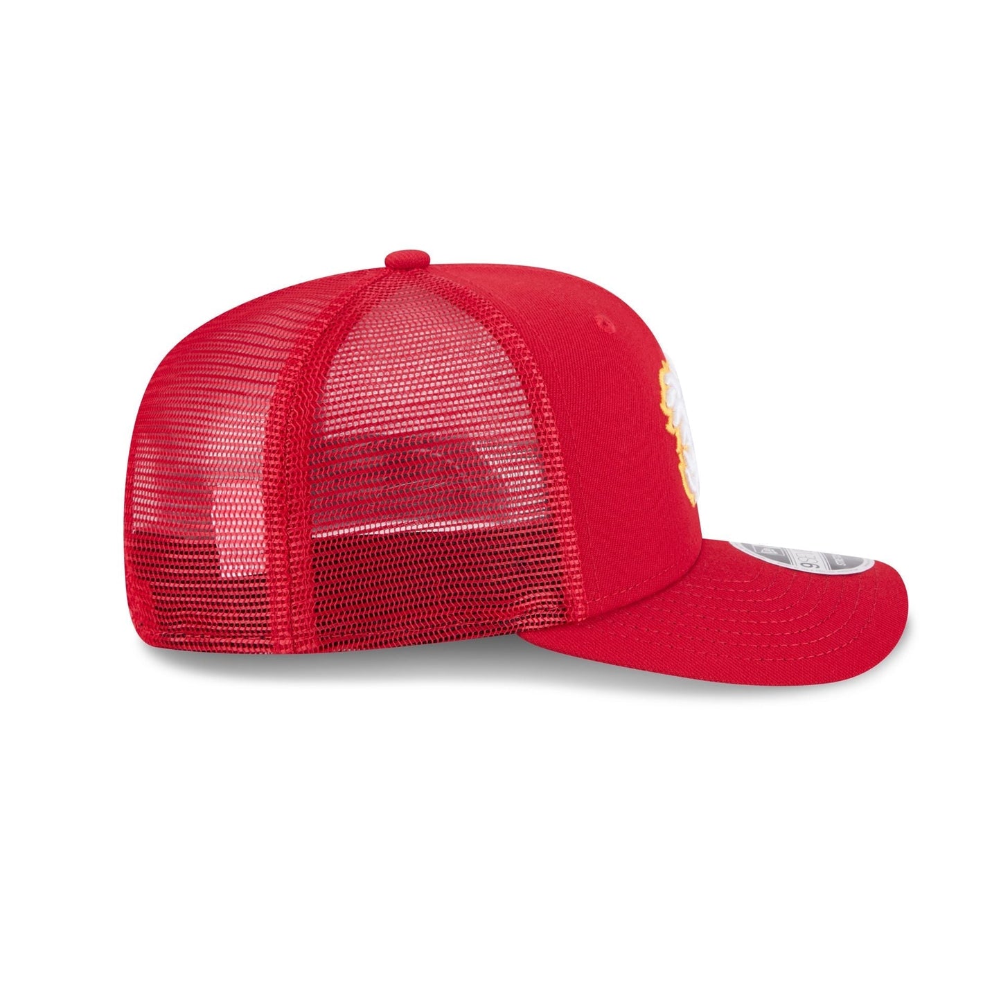 Calgary Flames Simple 9SEVENTY Trucker Hat
