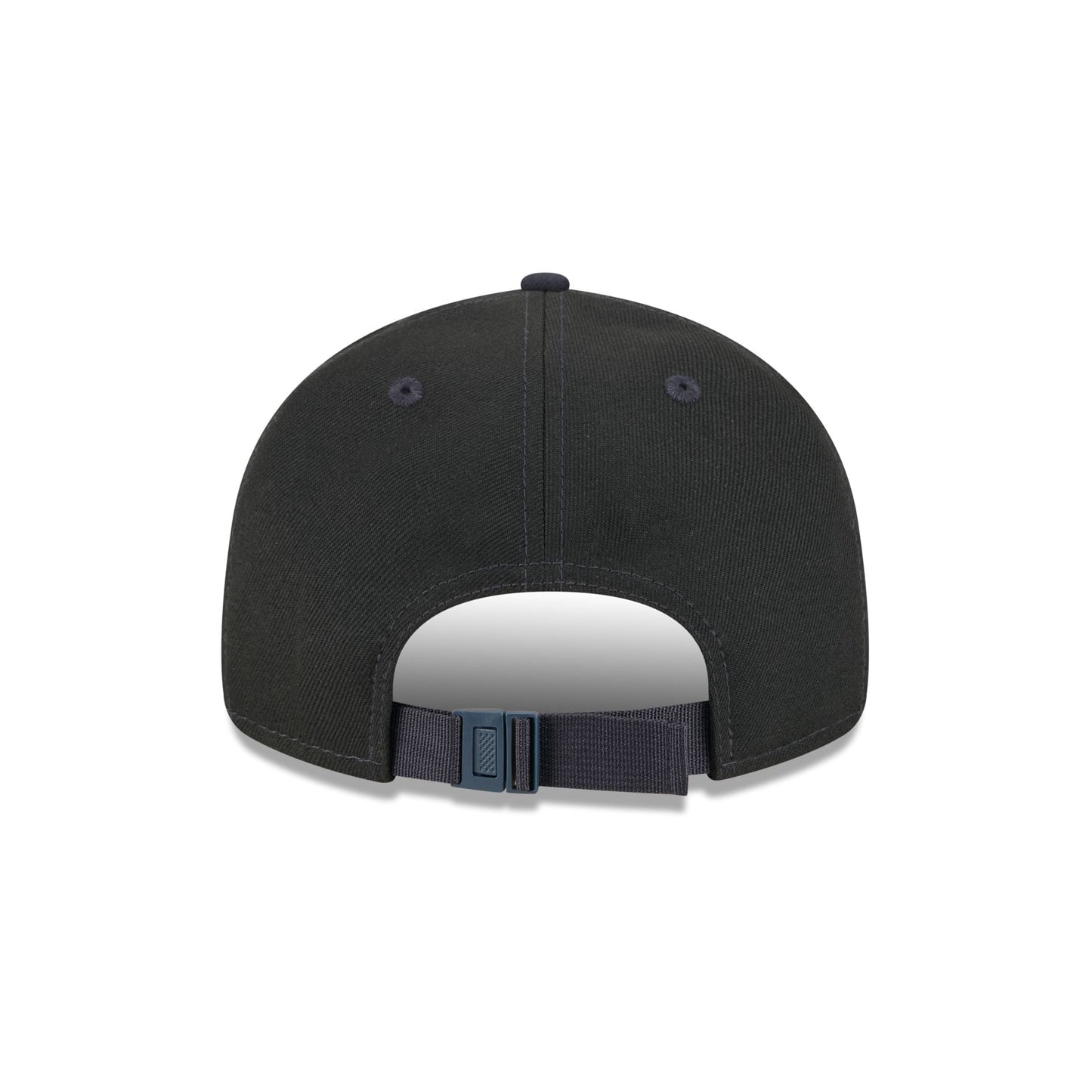 Connecticut Huskies Tournament Side Patch Retro Crown 9FIFTY Strapback Hat