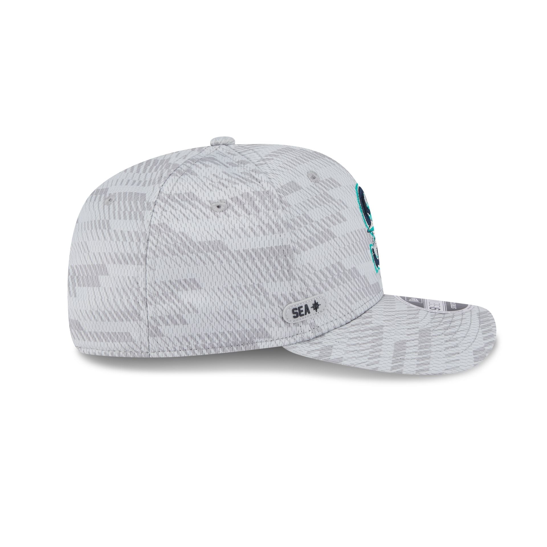 Seattle Mariners 2025 Clubhouse Gray 9SEVENTY Stretch-Snap Hat